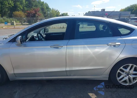 2016 Ford Fusion Se z USA, uszkodzony, nr VIN 3FA6P0H76GR252987